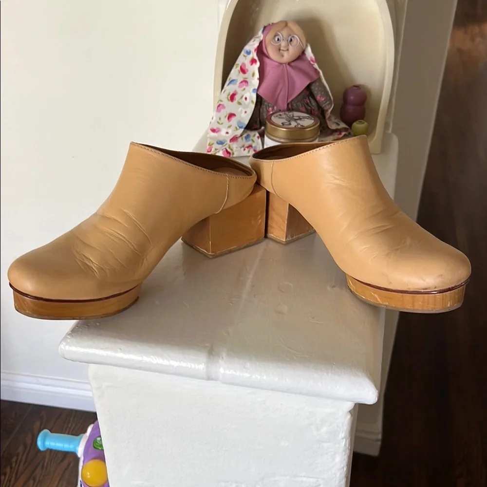 Beklina Matisse Platform Mules Pretzel 🥨 - Picture 6 of 6